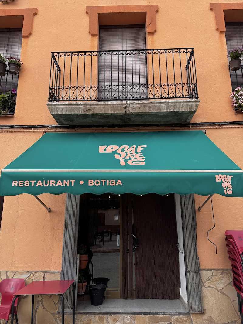 🍽️ Lo safreig. Restaurant i botiga, tot en un espai