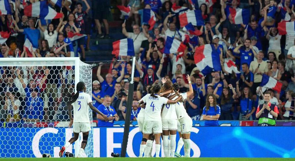 Paesi Bassi - Francia 2-5: le Bleuettes chiudono a punteggio pieno