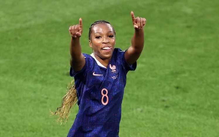 Dramma francese ai Quarti di Finale: La Germania Batte la Francia ai Rigori in una Partita Infuocata Dramma francese ai Quarti di Finale: La Germania Batte la Francia ai Rigori in una Partita Infuocata