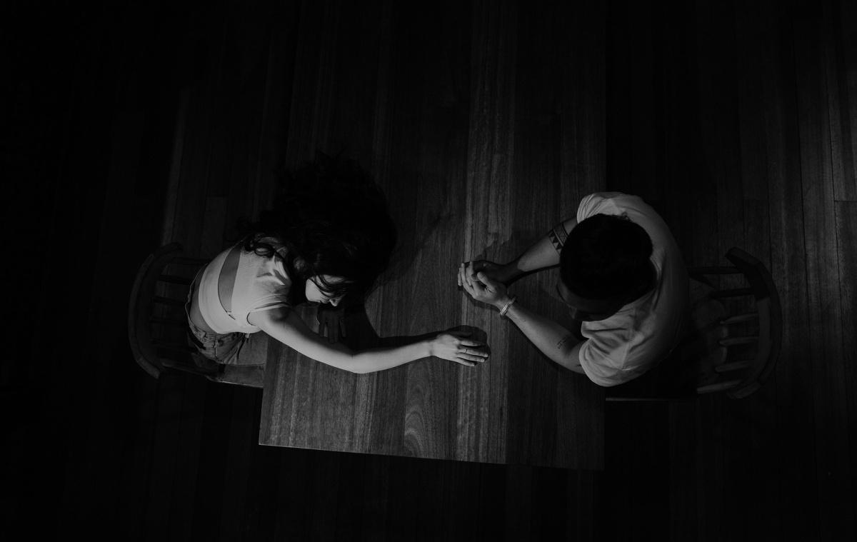 Entre Tú, Yo y el Sistema