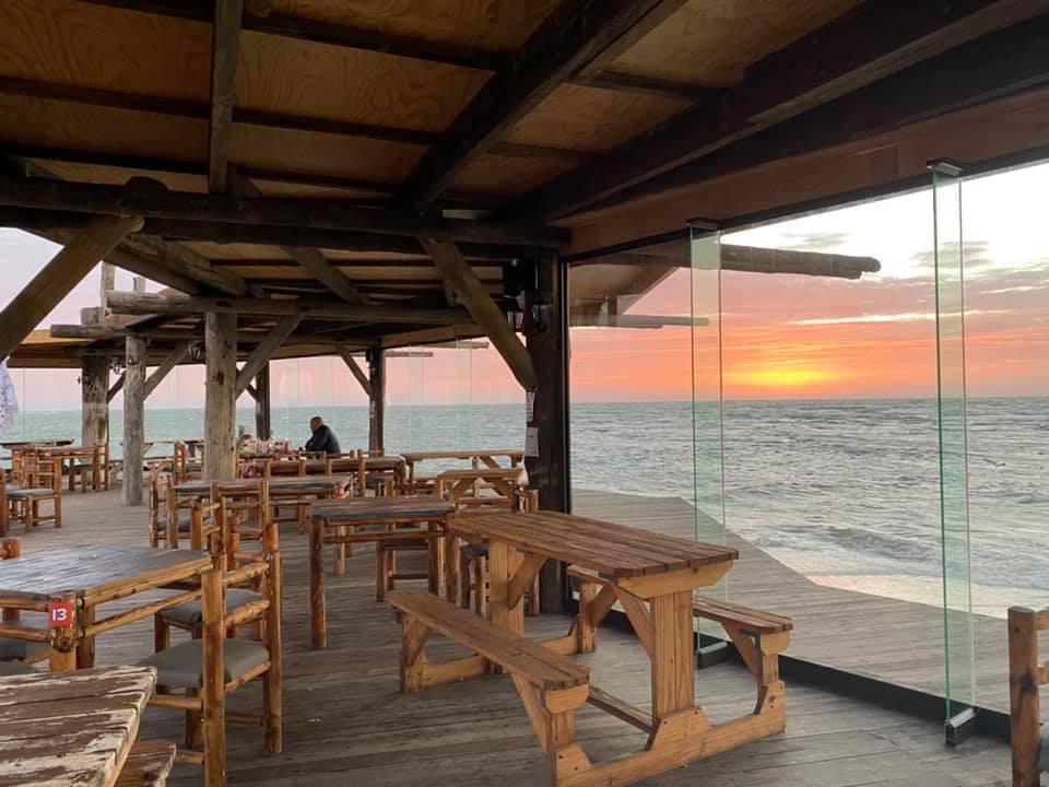 Tiger Reef Beach Bar & Grill Tiger Reef Beach Bar & Grill