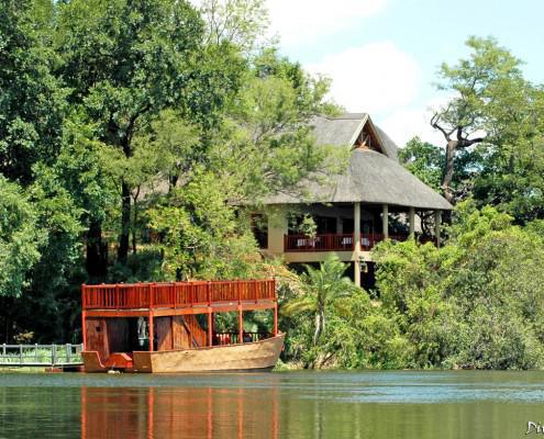 Divava Okavango Lodge & Spa Divava Okavango Lodge & Spa
