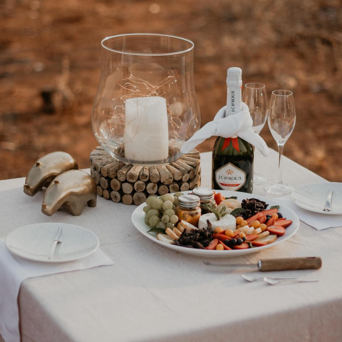 Kifaru Luxury Lodge & Bush Camp Kifaru Luxury Lodge & Bush Camp