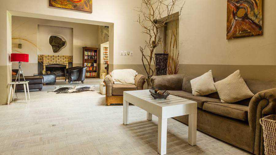 The Elegant Farmstead The Elegant Farmstead