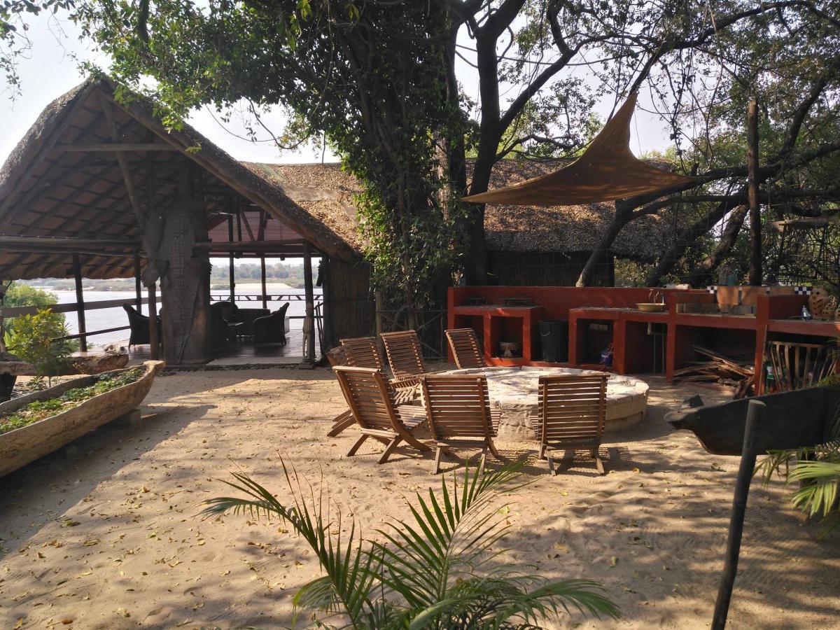 Caprivi Houseboat Safari Lodge Caprivi Houseboat Safari Lodge