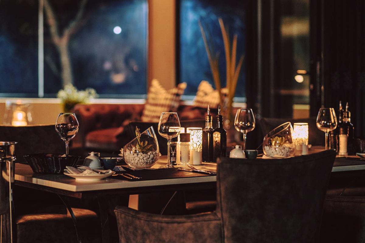 Kifaru Luxury Lodge & Bush Camp Kifaru Luxury Lodge & Bush Camp