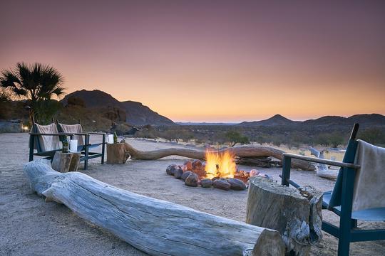 Ai Aiba - The Rock Painting Lodge Ai Aiba - The Rock Painting Lodge