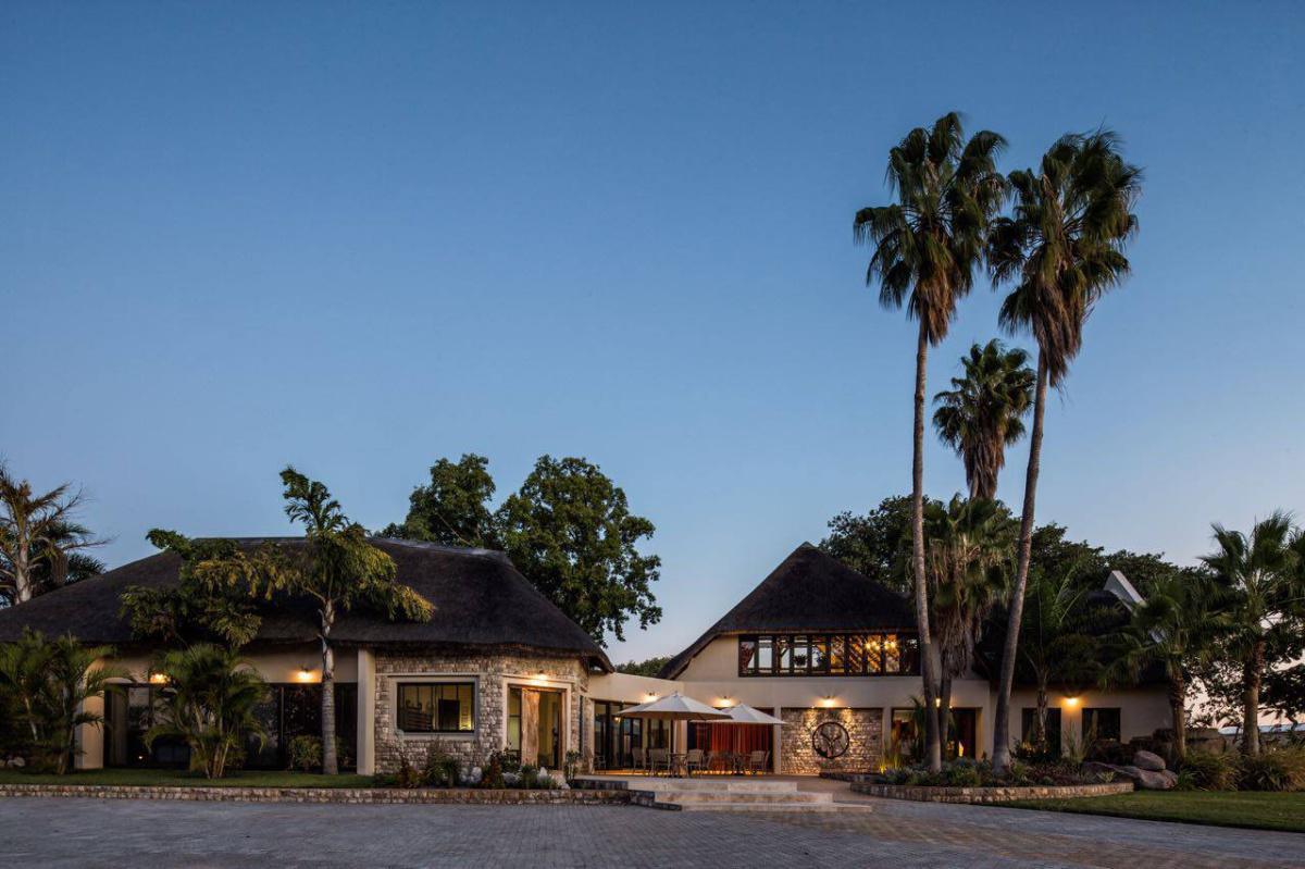 La Rochelle Lodge
