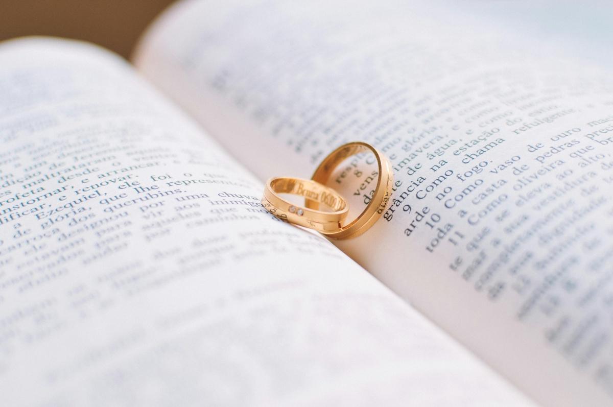 Should Christian Marry an Unbeliever?