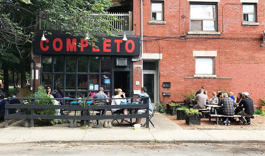 Completo (Leslieville) Completo (Leslieville)