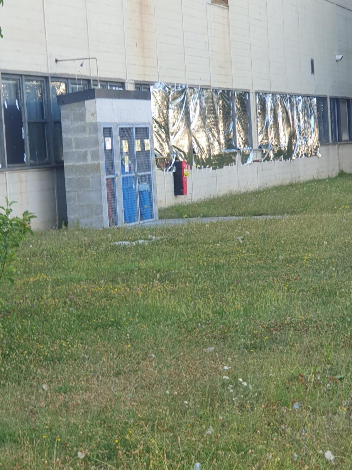 Chez STELLANTIS les salariés s'adapte comme ils peuvent a la canicule !