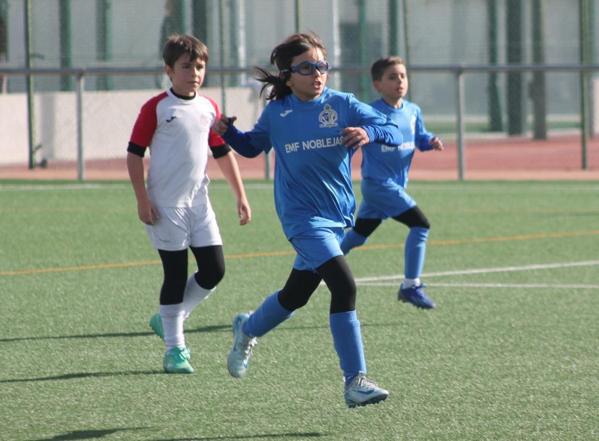 8M: El fútbol también es cosa de ellas
