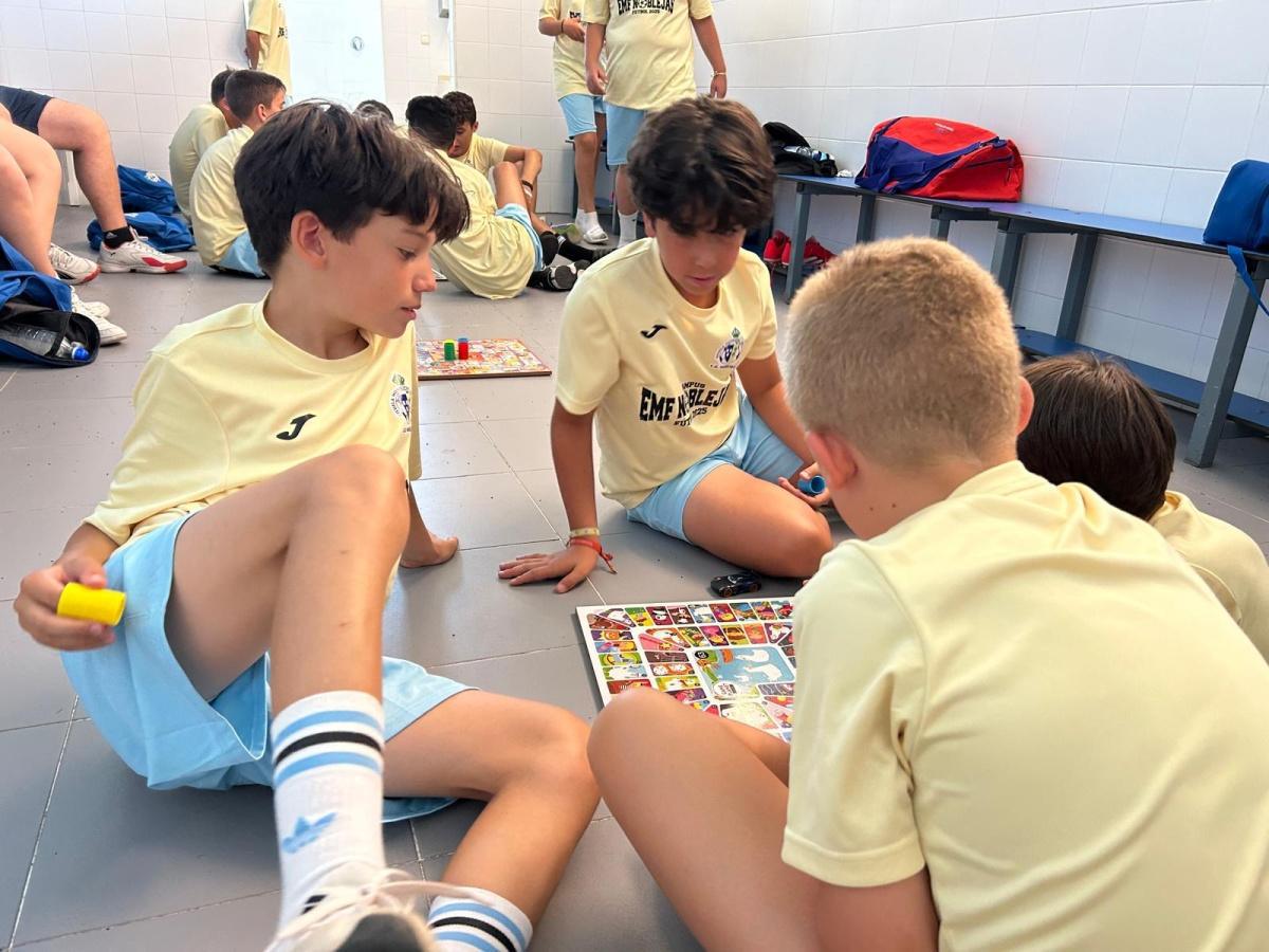 El fútbol no descansa en el Campus EMF Noblejas: tecnificación, torneos y mucho ritmo en la cuarta jornada