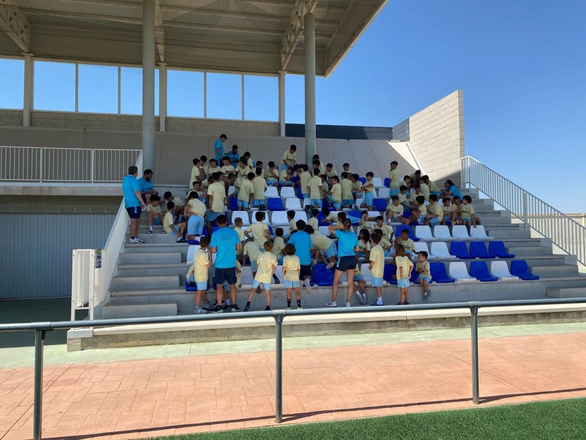 Diversión, fútbol y un original Bingo Deportivo para cerrar la semana en el Campus EMF Noblejas