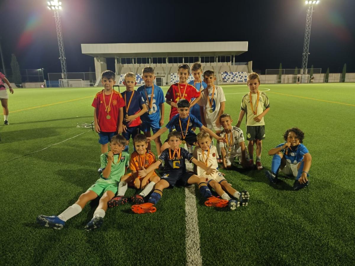 ¡Manchester y Chelsea, campeones de la I Summer Cup Promises en un cierre espectacular! ¡Manchester y Chelsea, campeones de la I Summer Cup Promises en un cierre espectacular!