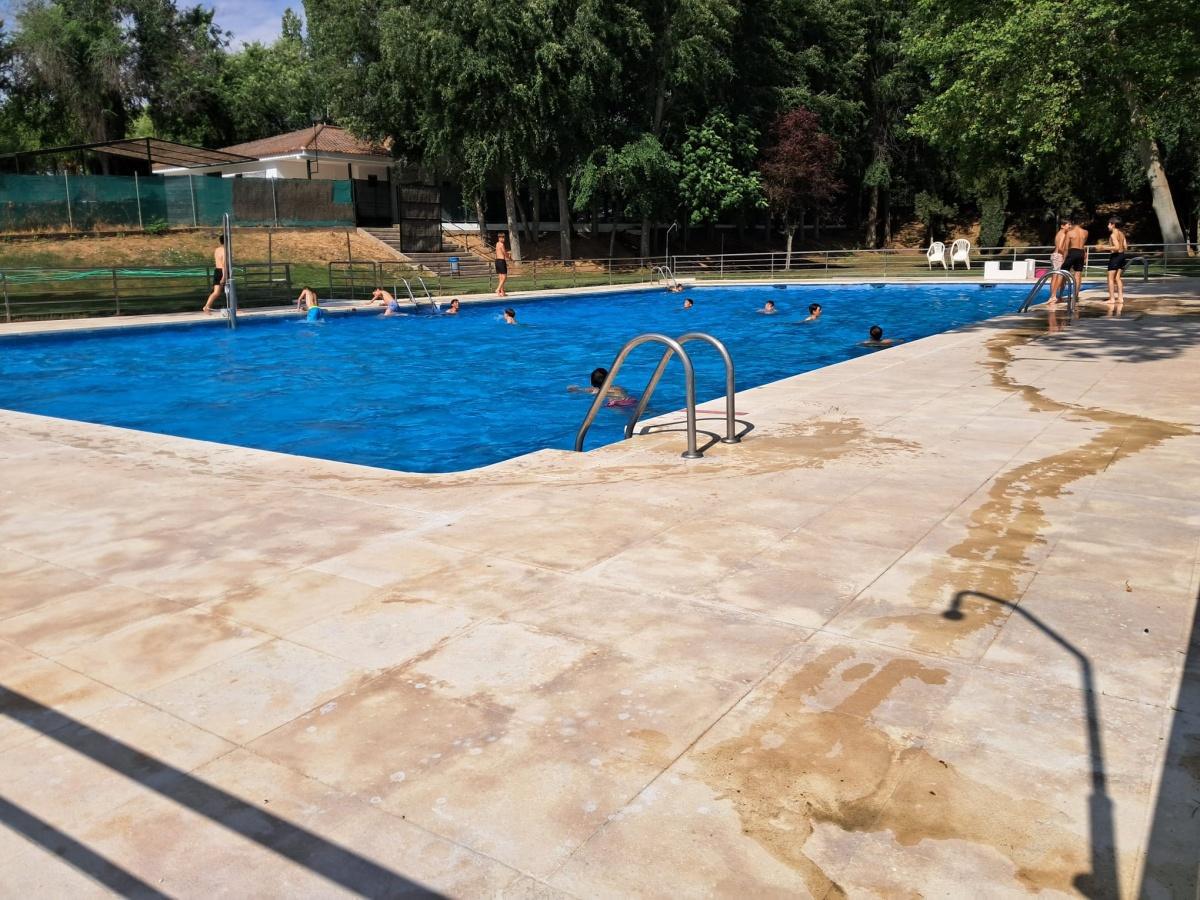Arranca la segunda semana del Campus EMF Noblejas con fútbol, pádel… ¡y piscina para combatir el calor!