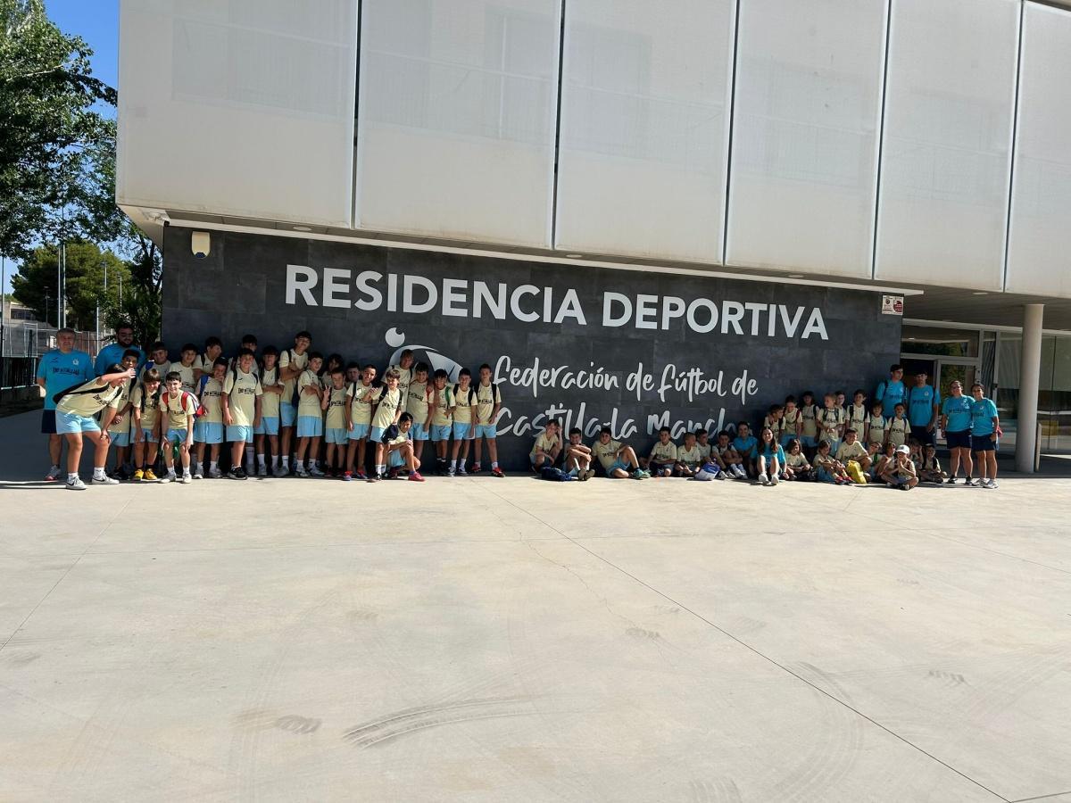 Una visita inolvidable: nuestros jugadores descubren la Residencia de Deportistas de la Federación de Fútbol de Castilla-La Mancha