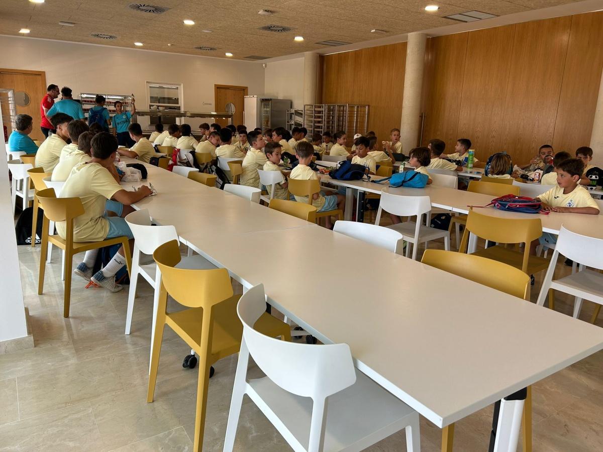 Una visita inolvidable: nuestros jugadores descubren la Residencia de Deportistas de la Federación de Fútbol de Castilla-La Mancha