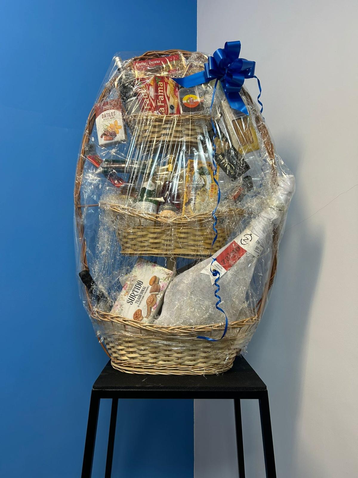 La Gran Cesta de Navidad de la Escuela Municipal de Fútbol La Gran Cesta de Navidad de la Escuela Municipal de Fútbol