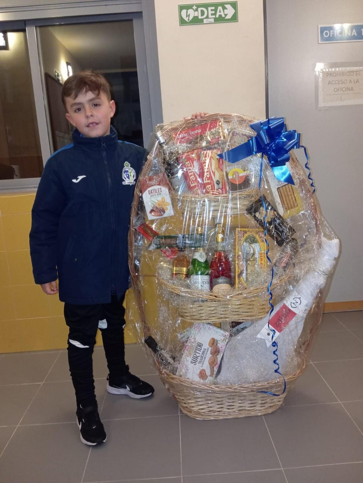 Elías Cañadas, ganador de la Gran Cesta de Navidad