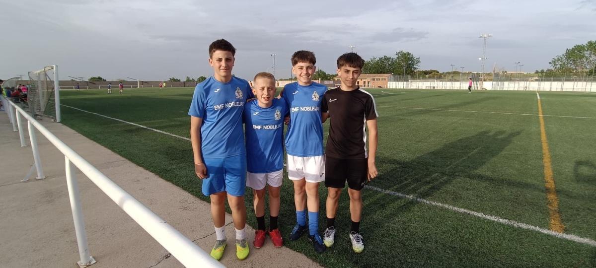 Cuatro jugadores del Infantil “B” del C.D. Noblejas convocados con la Selección Sub-14 de Toledo Cuatro jugadores del Infantil “B” del C.D. Noblejas convocados con la Selección Sub-14 de Toledo