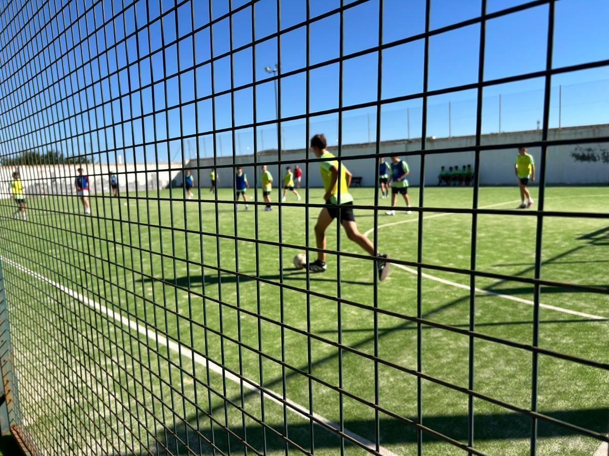 El Campus EMF Noblejas 2026 encara su recta final entre fútbol, piscina y aprendizaje El Campus EMF Noblejas 2026 encara su recta final entre fútbol, piscina y aprendizaje