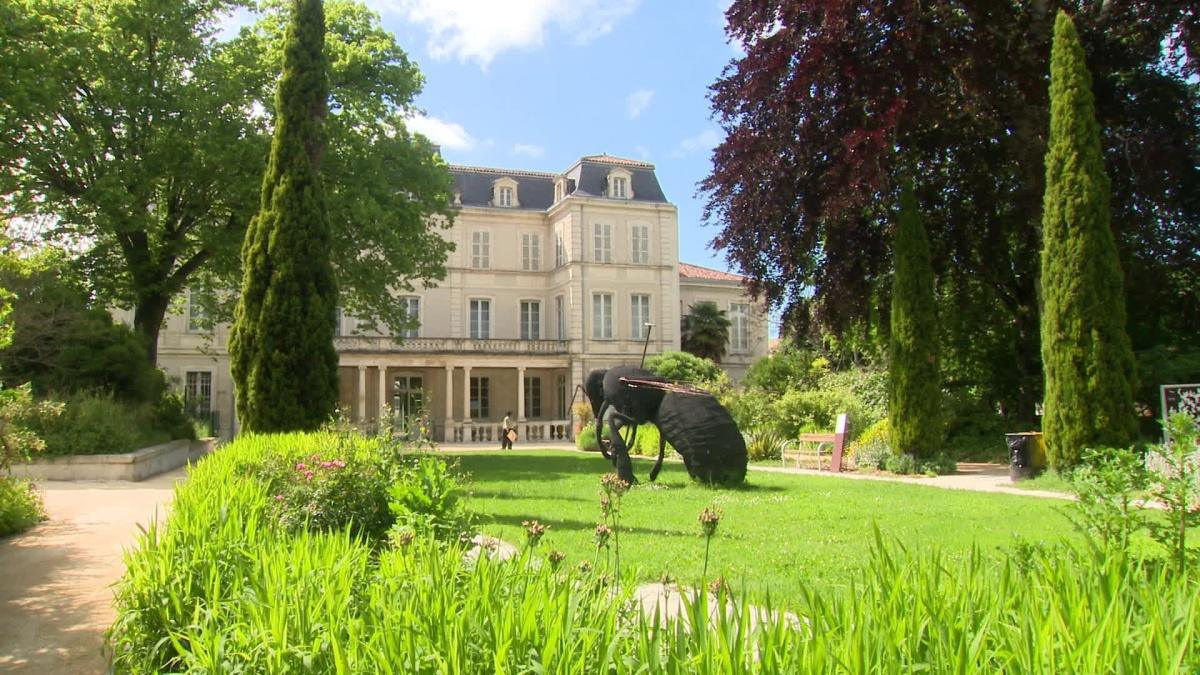 Aire de jeux , jardin des plantes du Muséum Aire de jeux , jardin des plantes du Muséum