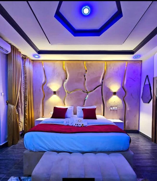 Ultimo Luxurious Apartment