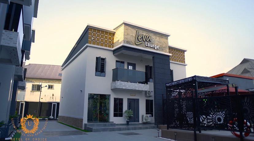 Leva Lounge Entrance 