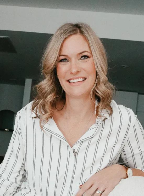 Dr. Nicole Sandilands H.BKin, ND, MSCP