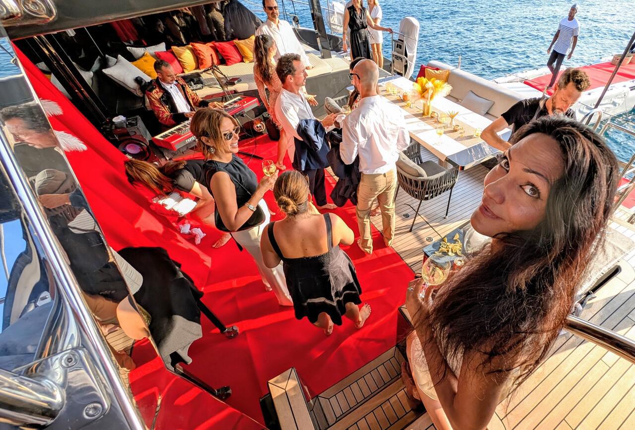 Le Cabaret Flottant