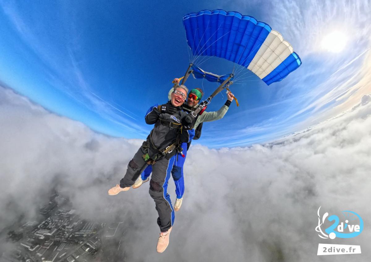 2 Dive Parachutisme