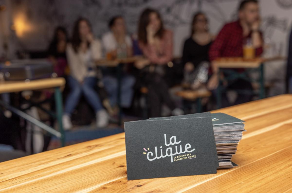 Café des Indépendants by La Clique ! au Vimoza