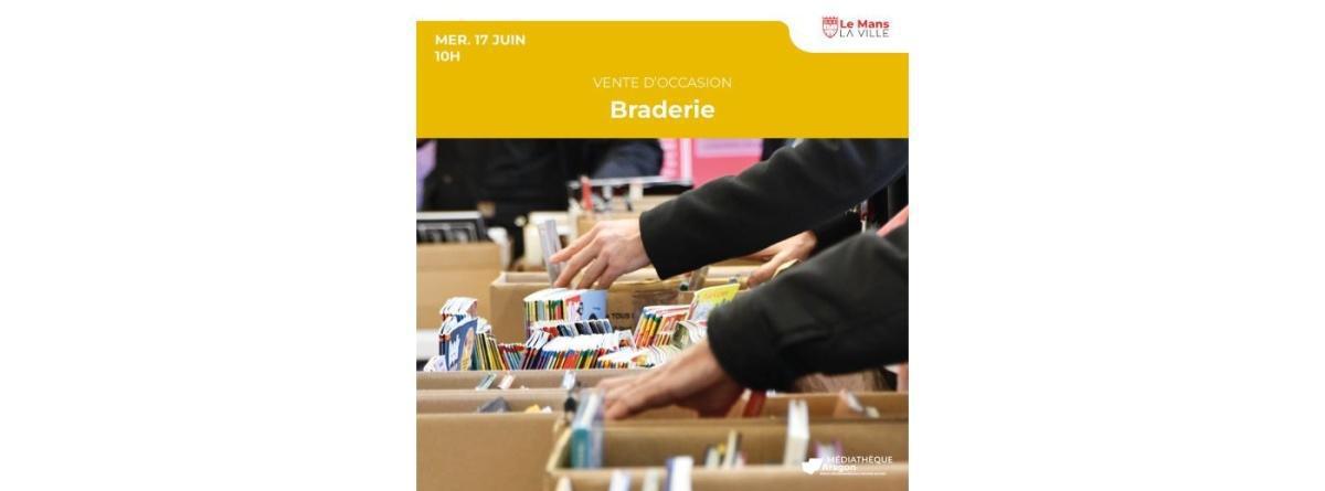 Braderie des médiathèques à la Médiathèque Aragon