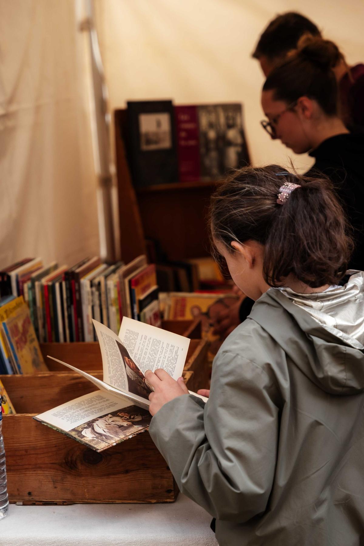 Bourse aux livres Jeunesse, rue du Livre au Mans Bourse aux livres Jeunesse, rue du Livre au Mans