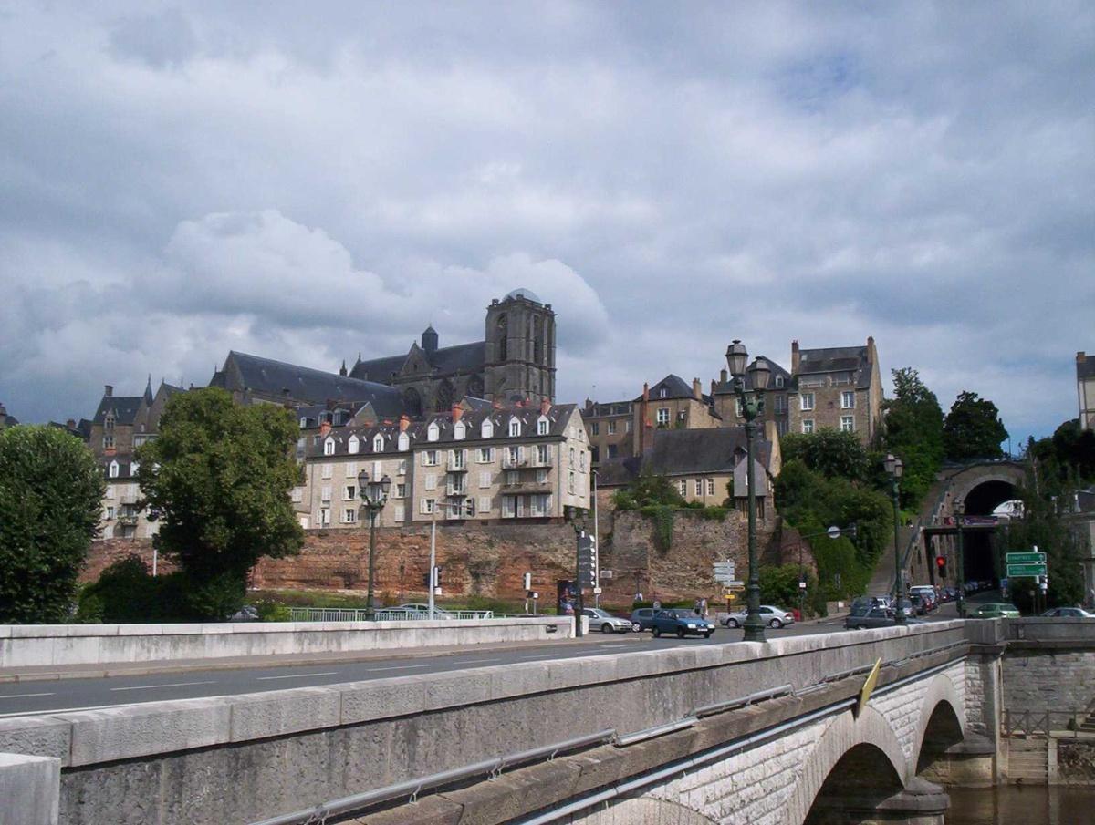 Où dormir au Mans ? Le guide des quartiers et des meilleures adresses Où dormir au Mans ? Le guide des quartiers et des meilleures adresses