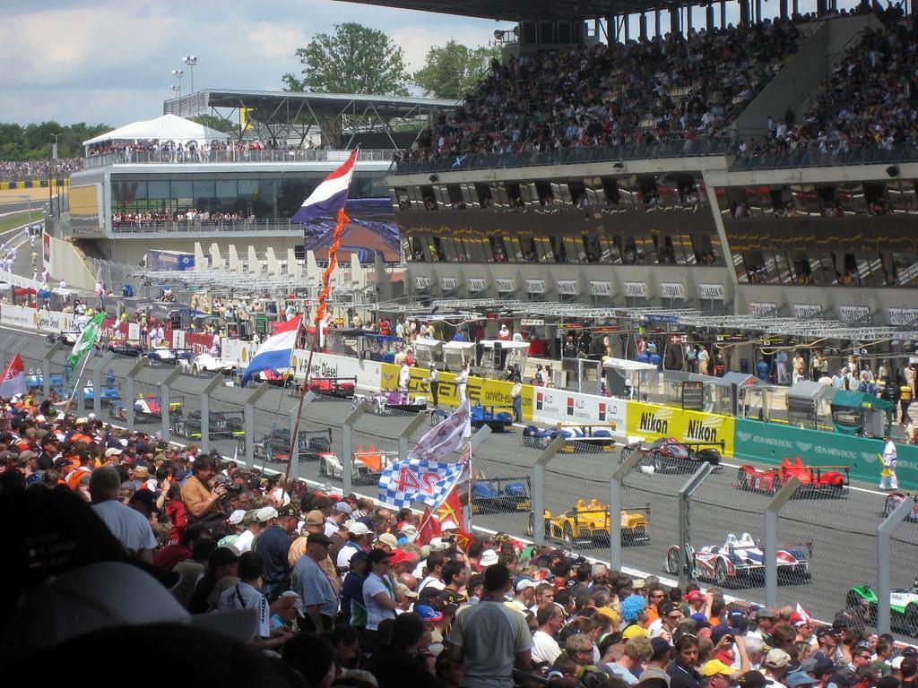 Billets pour les 24 Heures du Mans 2027 : tribunes, enceinte générale et où voir la course Billets pour les 24 Heures du Mans 2027 : tribunes, enceinte générale et où voir la course