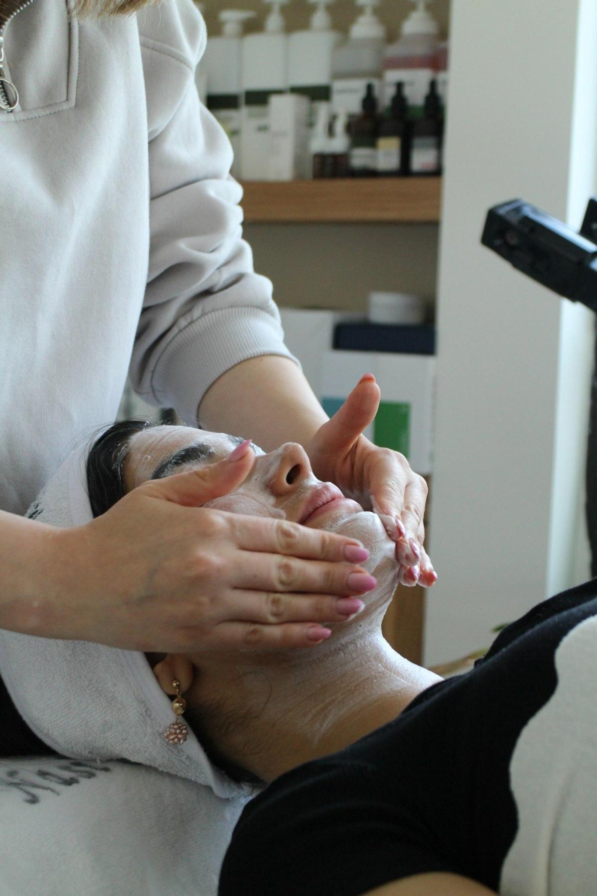 Top 5 des instituts de beauté les mieux notés sur Google au Mans en octobre 2026 Top 5 des instituts de beauté les mieux notés sur Google au Mans en octobre 2026