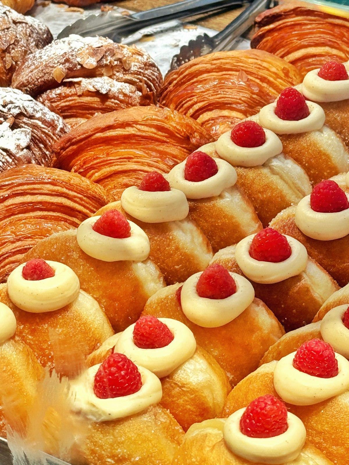 Top 5 des pâtisseries les mieux notées sur Google au Mans en octobre 2026 Top 5 des pâtisseries les mieux notées sur Google au Mans en octobre 2026