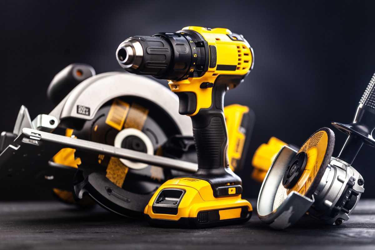 Utilisation en sécurité des outils électroportatifs et thermiques Utilisation en sécurité des outils électroportatifs et thermiques