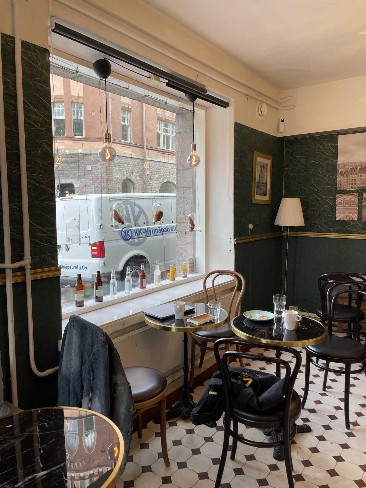 Le Cafe Parisien Helsinki 