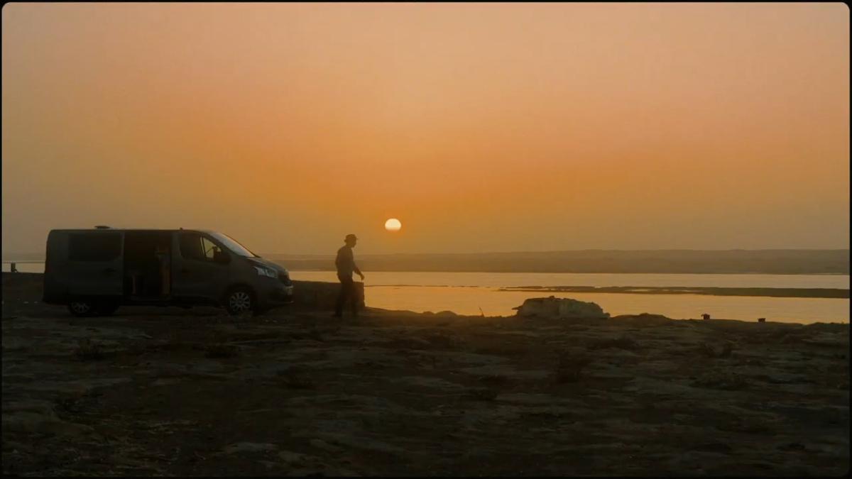 المغرب بنسخة حياة الفان: مارك تيمرمان يتقاسم تجربة حرية من الشمال إلى الجنوب