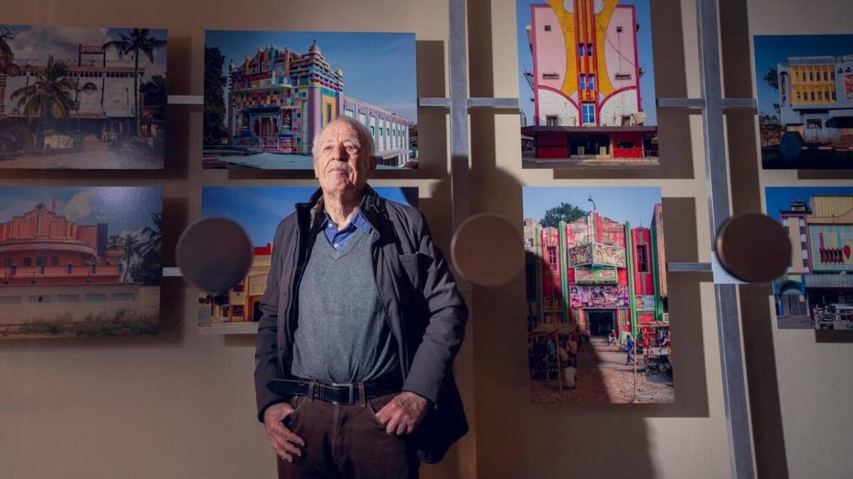 سيمون إديلستين يوثق معابد السينما الهندية سيمون إديلستين يوثق معابد السينما الهندية