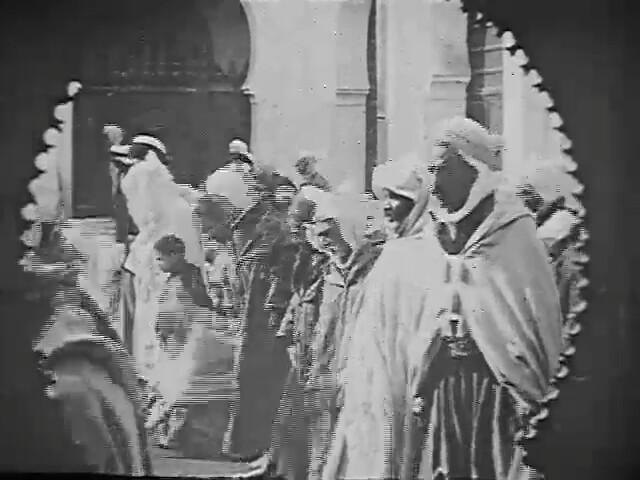 الصلاة الكبرى بتلمسان في عدسة استعمارية مبكرة الصلاة الكبرى بتلمسان في عدسة استعمارية مبكرة