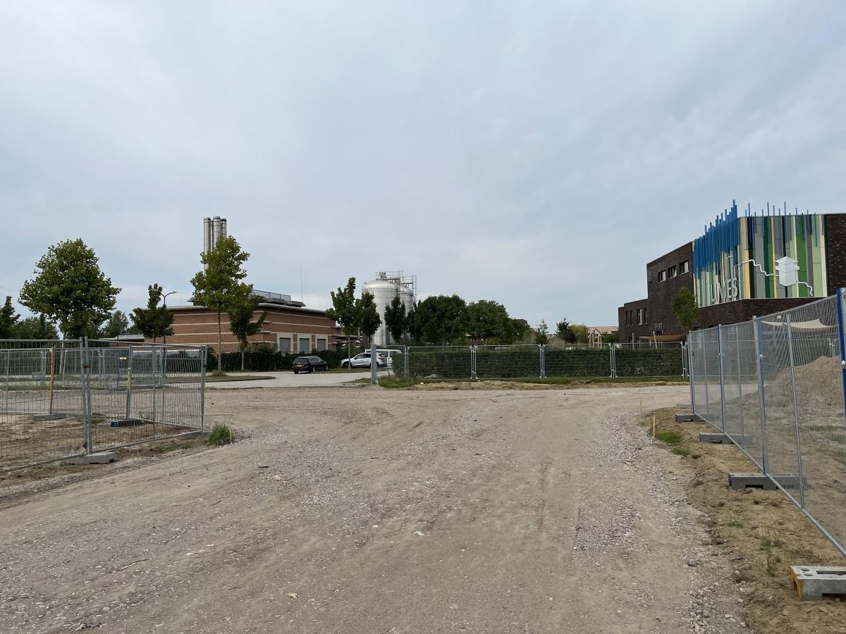 Asfalteren nieuwe bouwweg Asfalteren nieuwe bouwweg