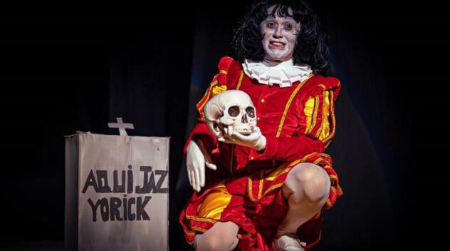 FESFORT realiza 23ª edição com esquetes, debates e homenagens no Teatro da Praia