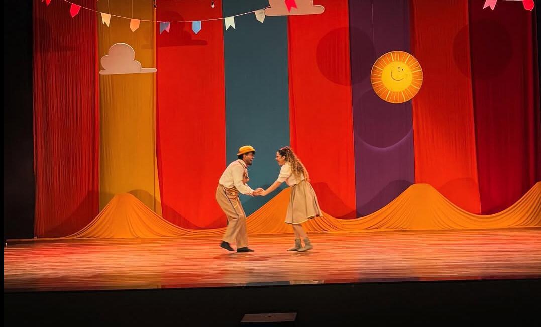 Espetáculo premiado une gerações da palhaçaria e abre programação oficial do Festival de Teatro de Fortaleza