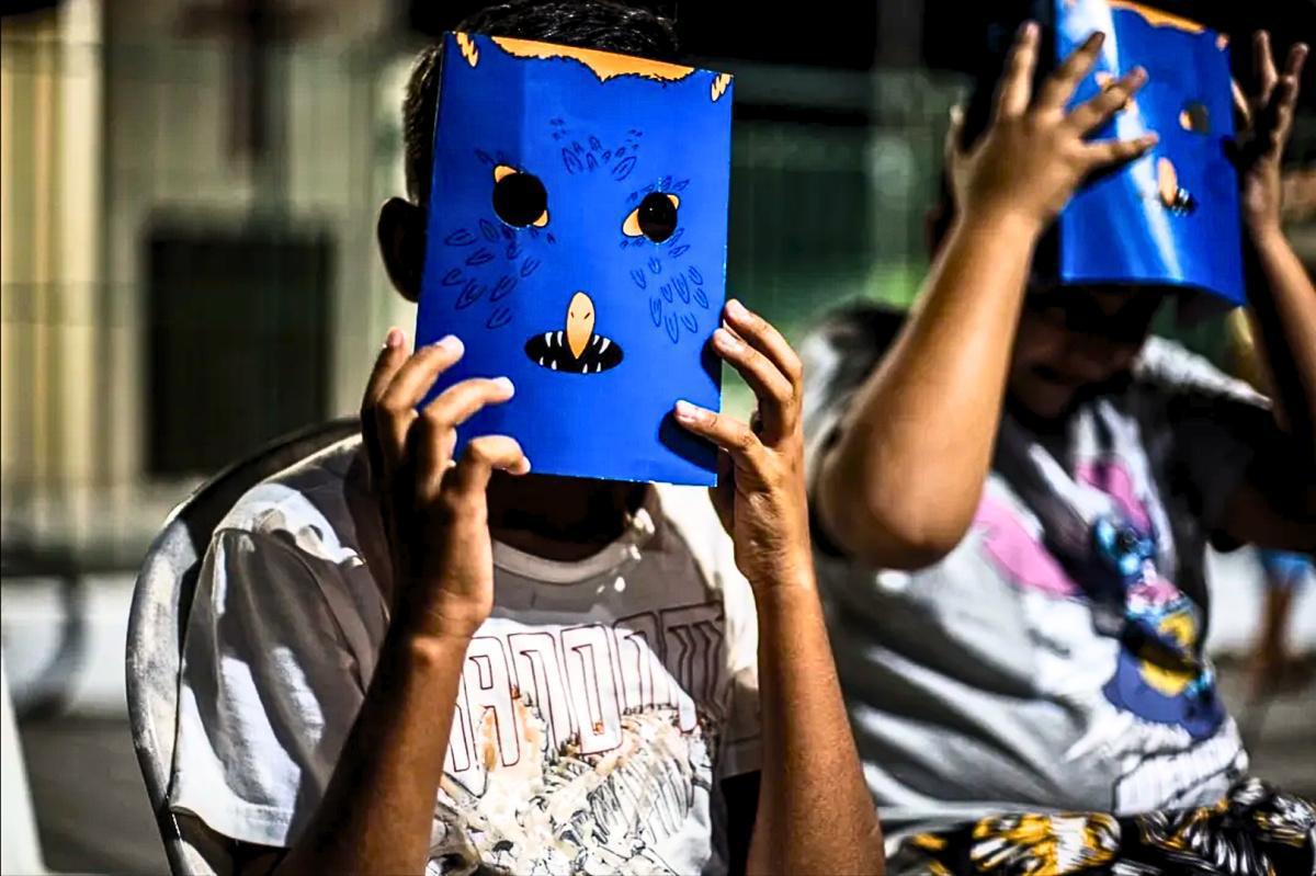 O Surgimento do Teatro Infantil: Contextos Históricos no Ocidente e no Brasil. O Surgimento do Teatro Infantil: Contextos Históricos no Ocidente e no Brasil.