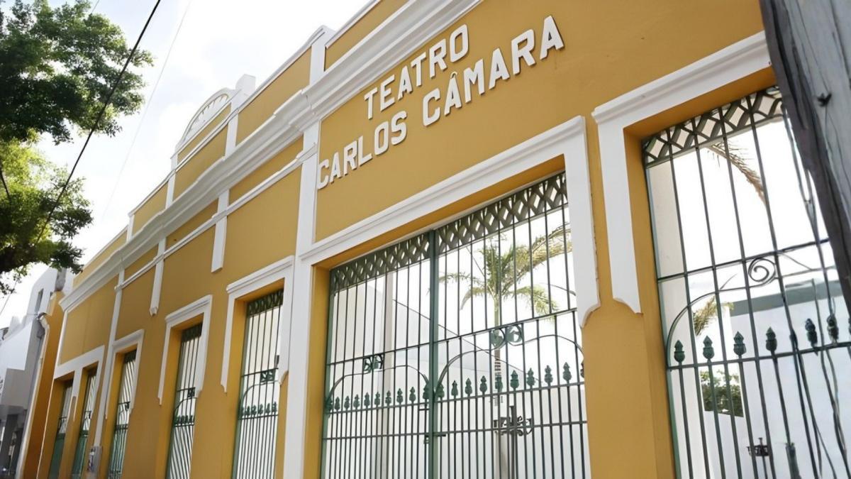 Depois de cinco anos fechado, Teatro Carlos Câmara reabre e se integra ao circuito cultural do Centro de Fortaleza Depois de cinco anos fechado, Teatro Carlos Câmara reabre e se integra ao circuito cultural do Centro de Fortaleza