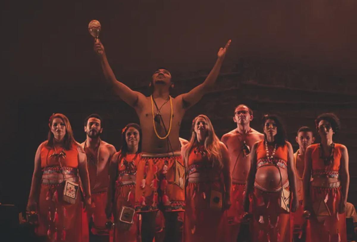 “Pátria Grande” aborda identidade latino-americana em temporada no Teatro B. de Paiva “Pátria Grande” aborda identidade latino-americana em temporada no Teatro B. de Paiva